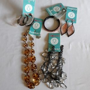 Plato's Jewelry Bundle NWT